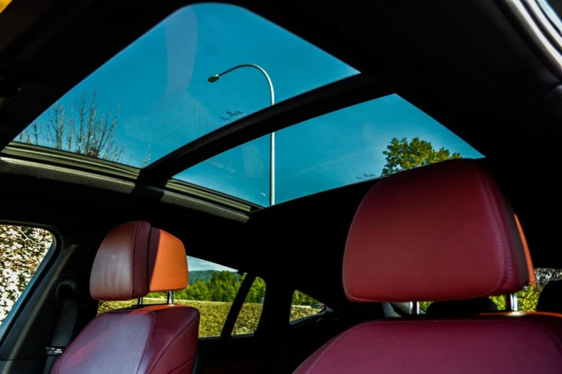 BMW X6 M50i/xDrive/360/SWAROVSKI/FULL, снимка 12 - Автомобили и джипове - 52735062