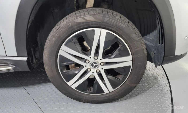 Mercedes-Benz GLE 300, снимка 5 - Автомобили и джипове - 53067206