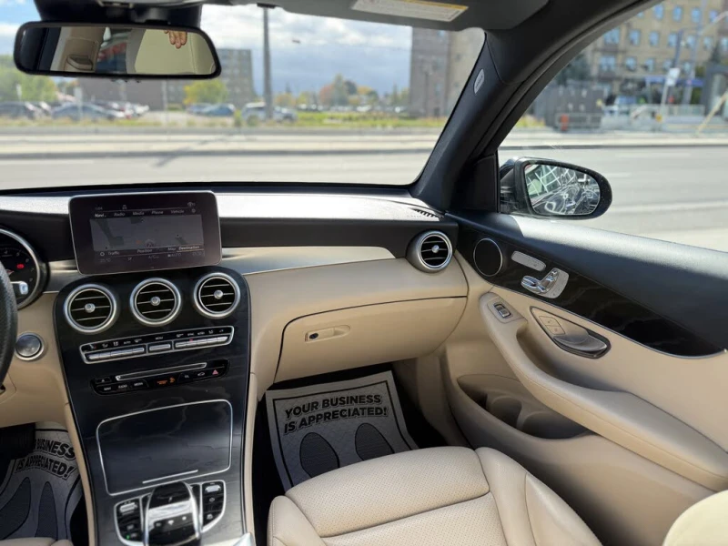 Mercedes-Benz GLC 300 АвтоКредит* (ЦЕНА ДО БГ), снимка 11 - Автомобили и джипове - 53470572