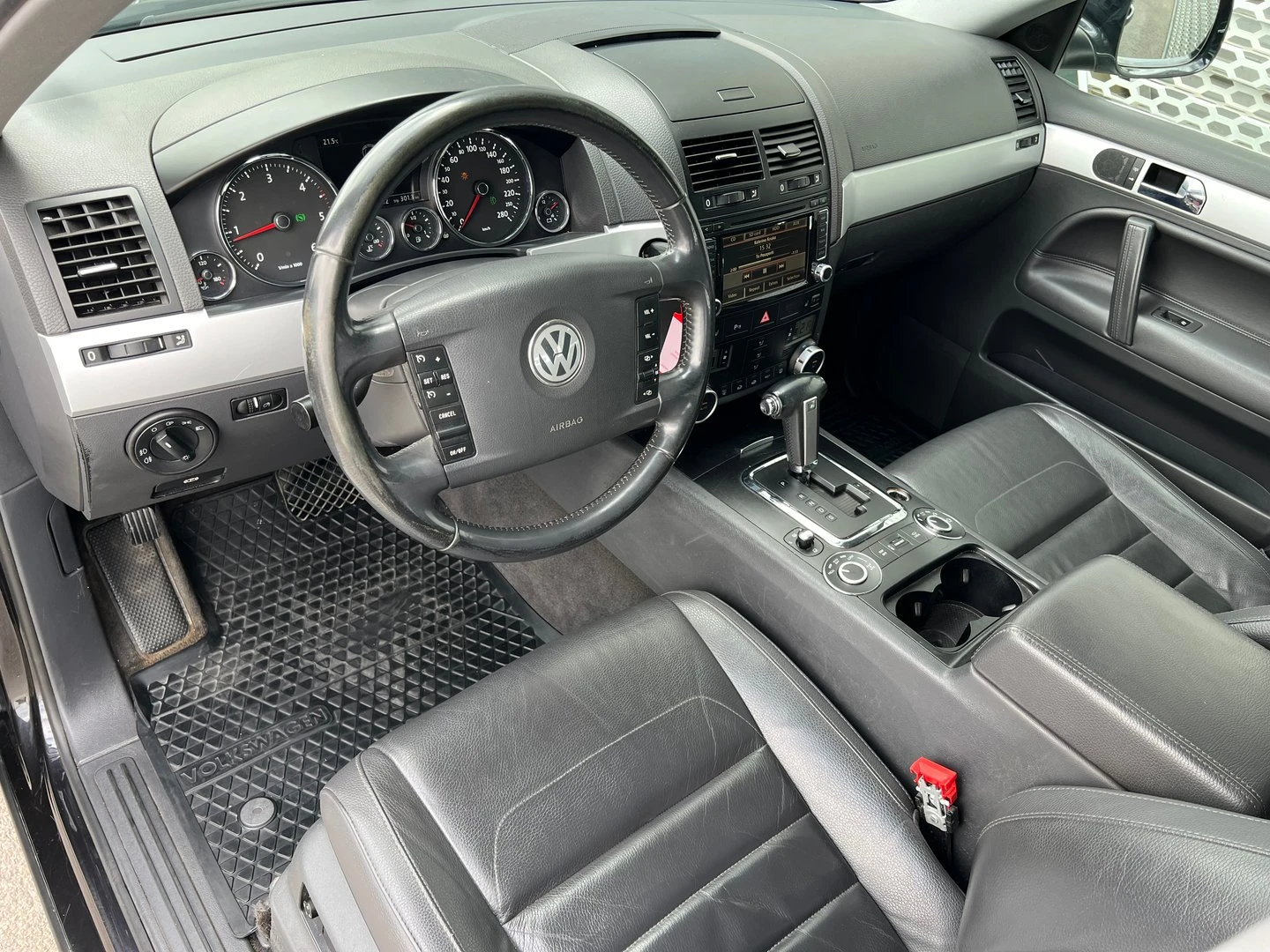 VW Touareg VW TOUAREG V6 TDI 4MOTION - изображение 9