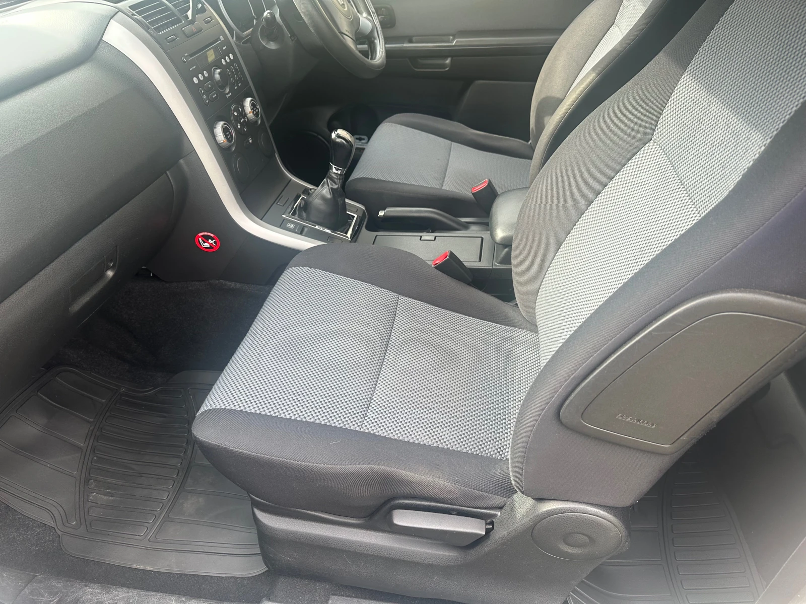 Suzuki Vitara 1.6 - изображение 5