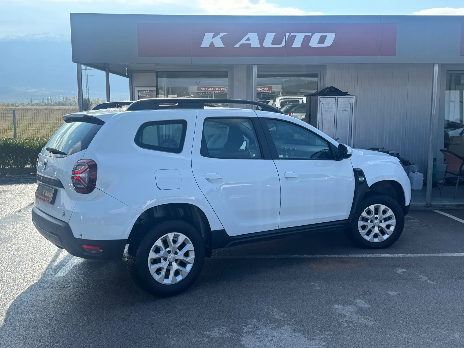 Dacia Duster LPG / CarPlay / LED - изображение 3