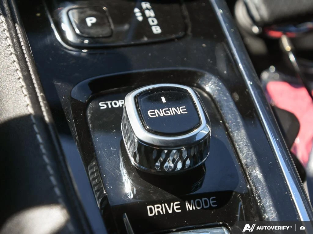 Volvo Xc90 T8 R-Design* Hybrid* 7 seats* NAVI* PANO*  - изображение 10