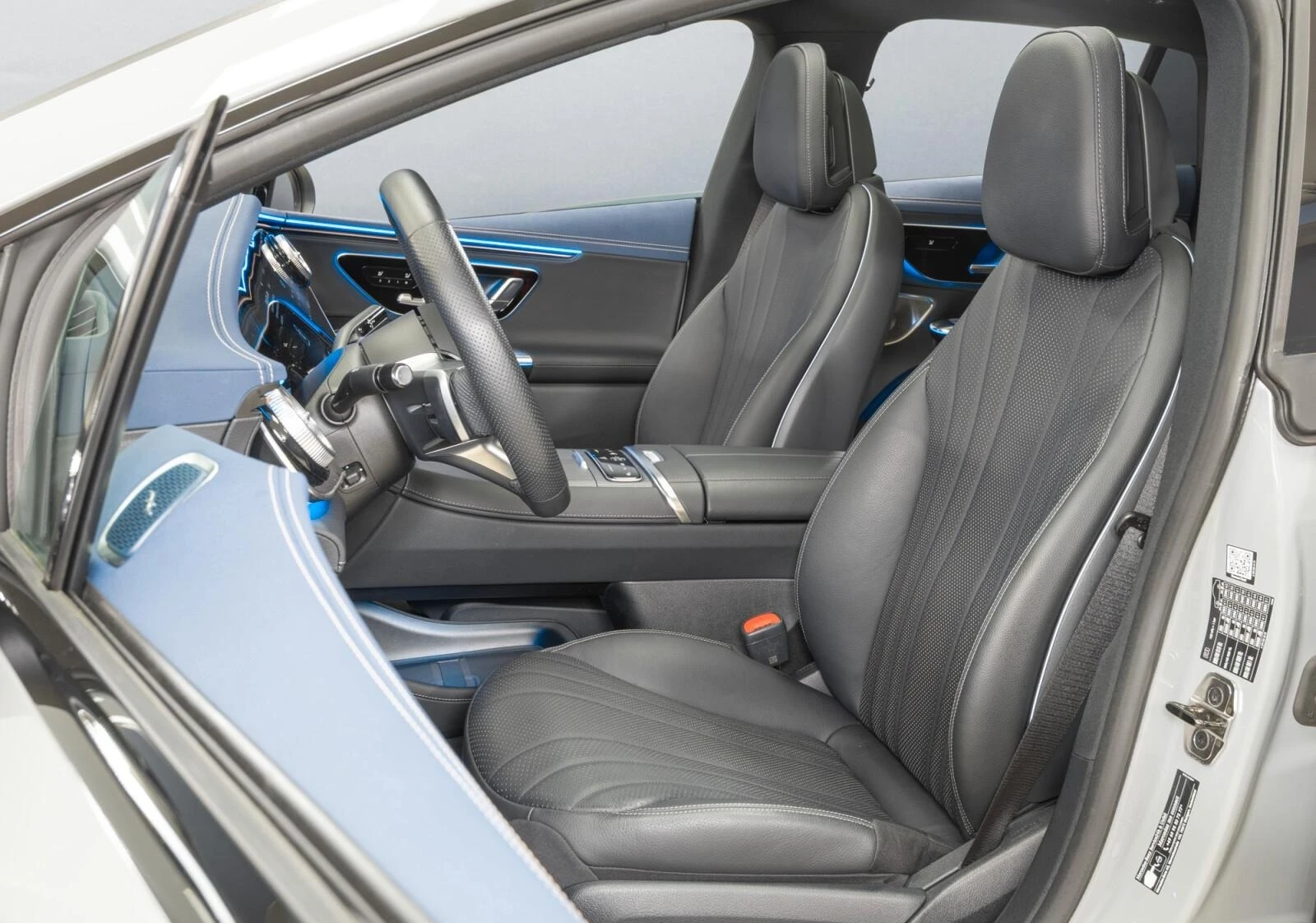 Mercedes-Benz EQE 500* 4M* HYPERSCREEN* 360CAM* BURM-3D* HEAD-UP* PA | Mobile.bg � ����������� 8