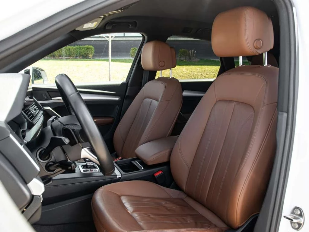 Audi Q5 40 TFSI quattro| ONE OWNER| FULLY SERVICE - изображение 9