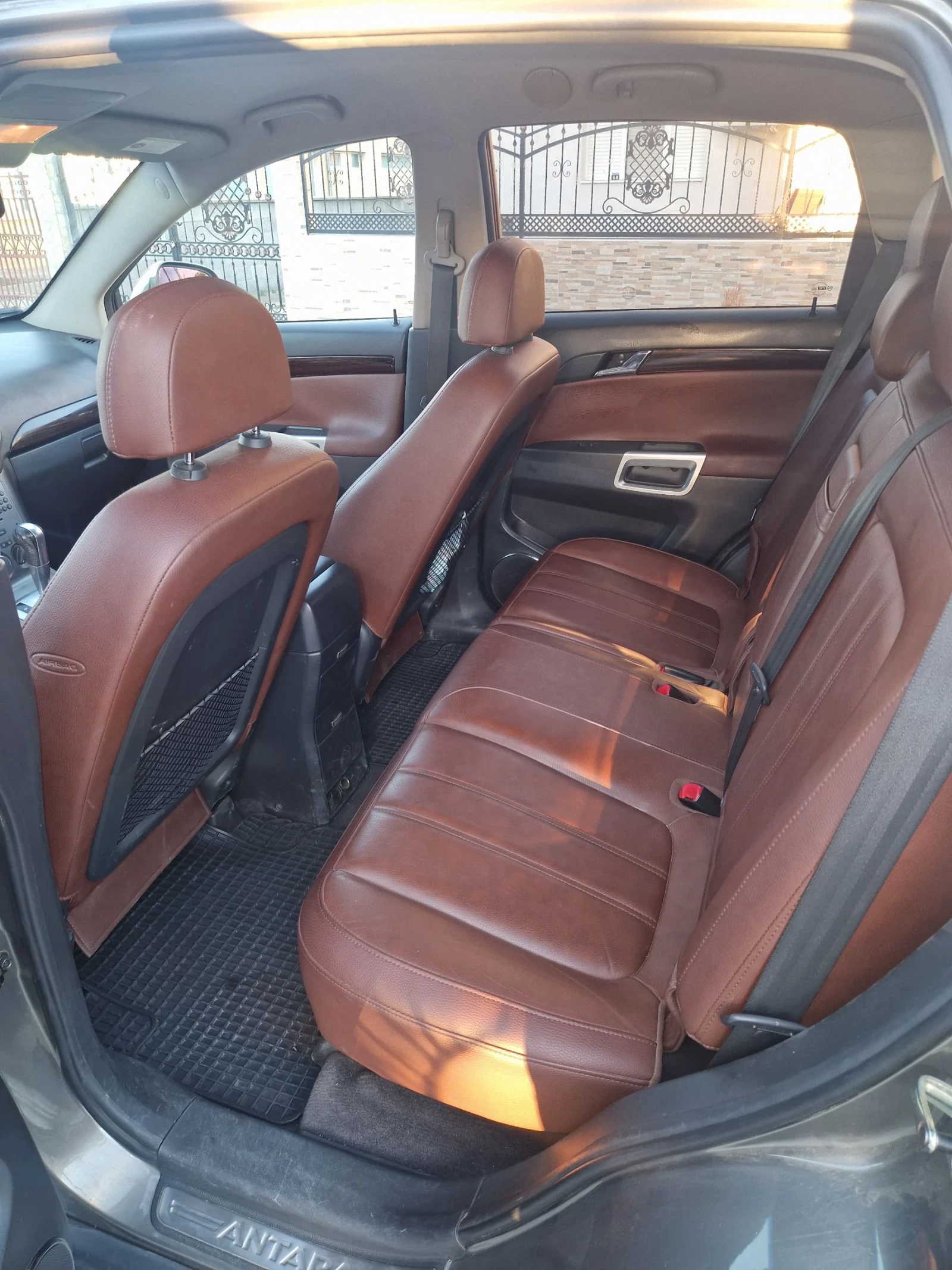 Opel Antara, снимка 5 - Автомобили и джипове - 54102603