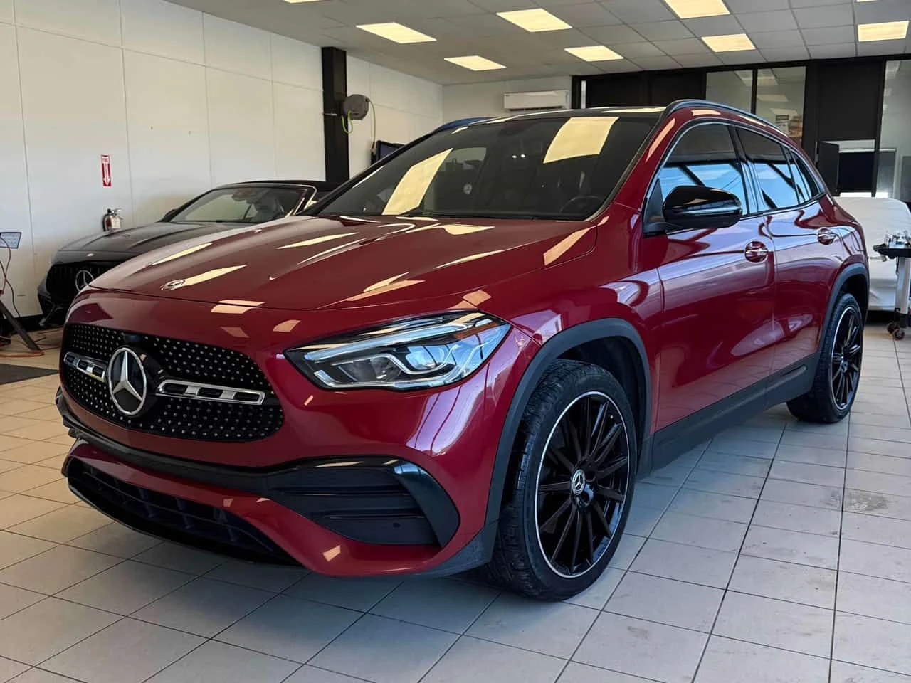 Mercedes-Benz GLA 250 /ПАНОРАМА/ОТ ПРЕДСТАВИТЕЛСТВО НА MERCEDES