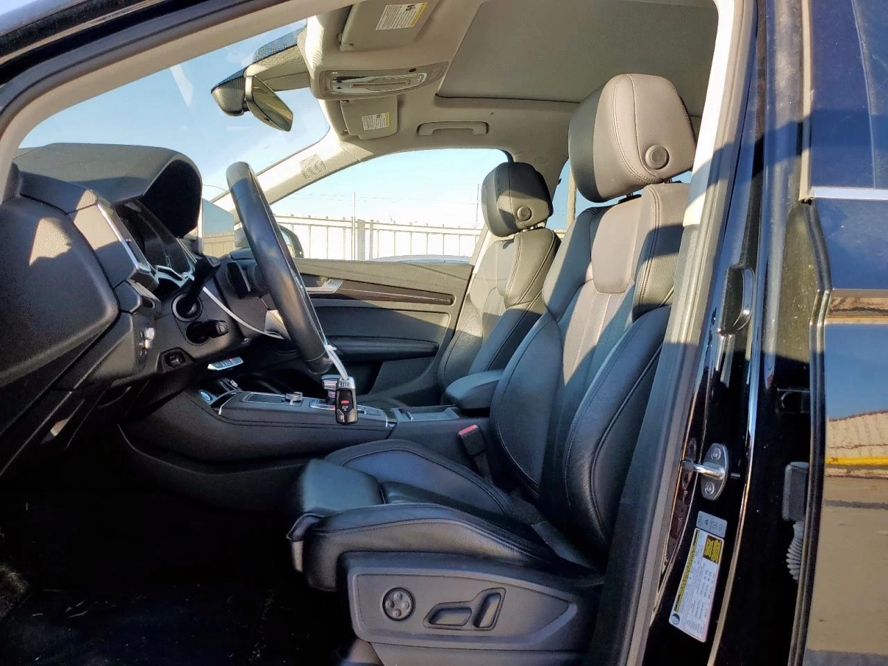 Audi Q5 Prestige, снимка 7 - Автомобили и джипове - 54400578