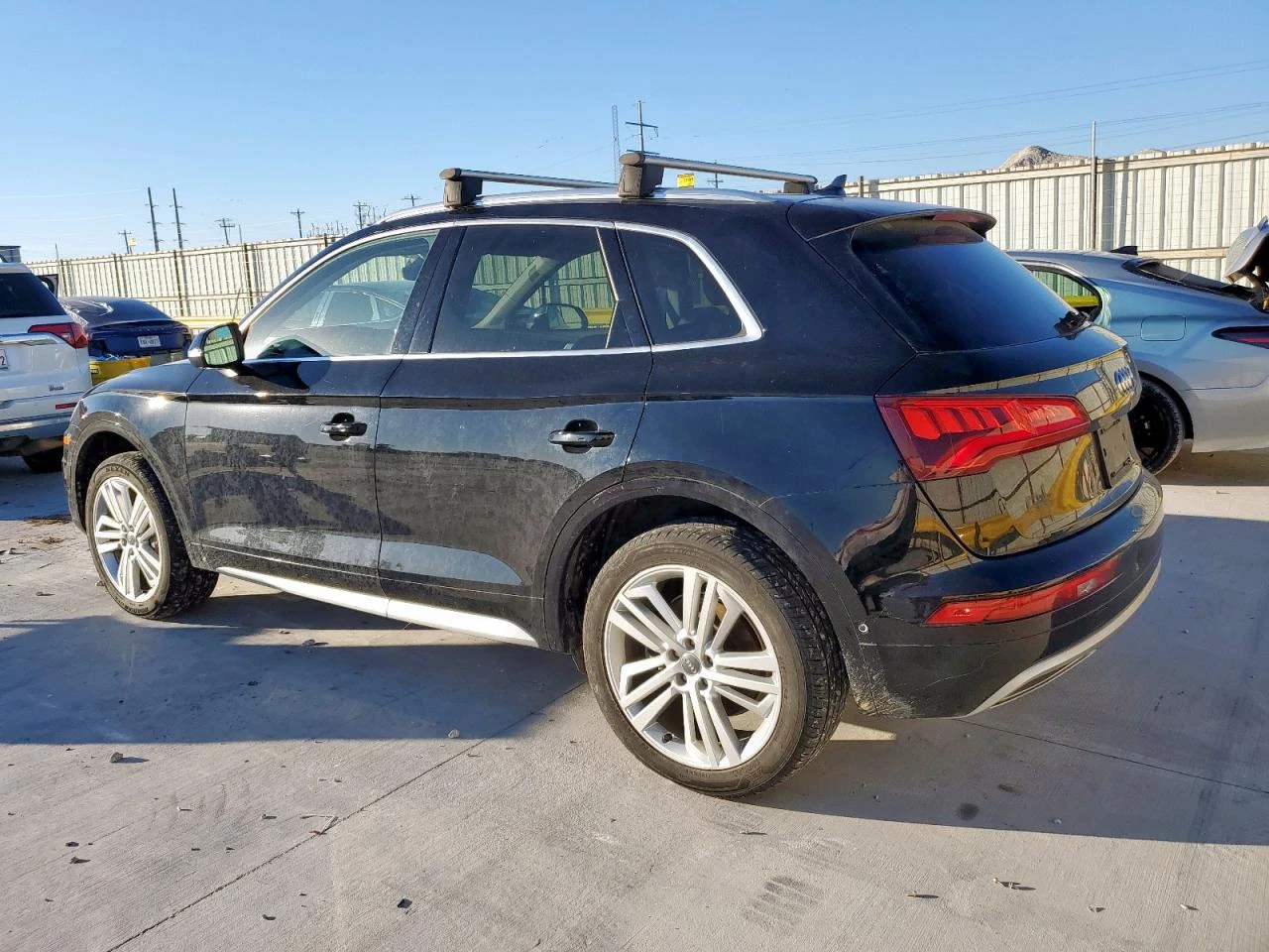 Audi Q5 Prestige, снимка 2 - Автомобили и джипове - 54400578