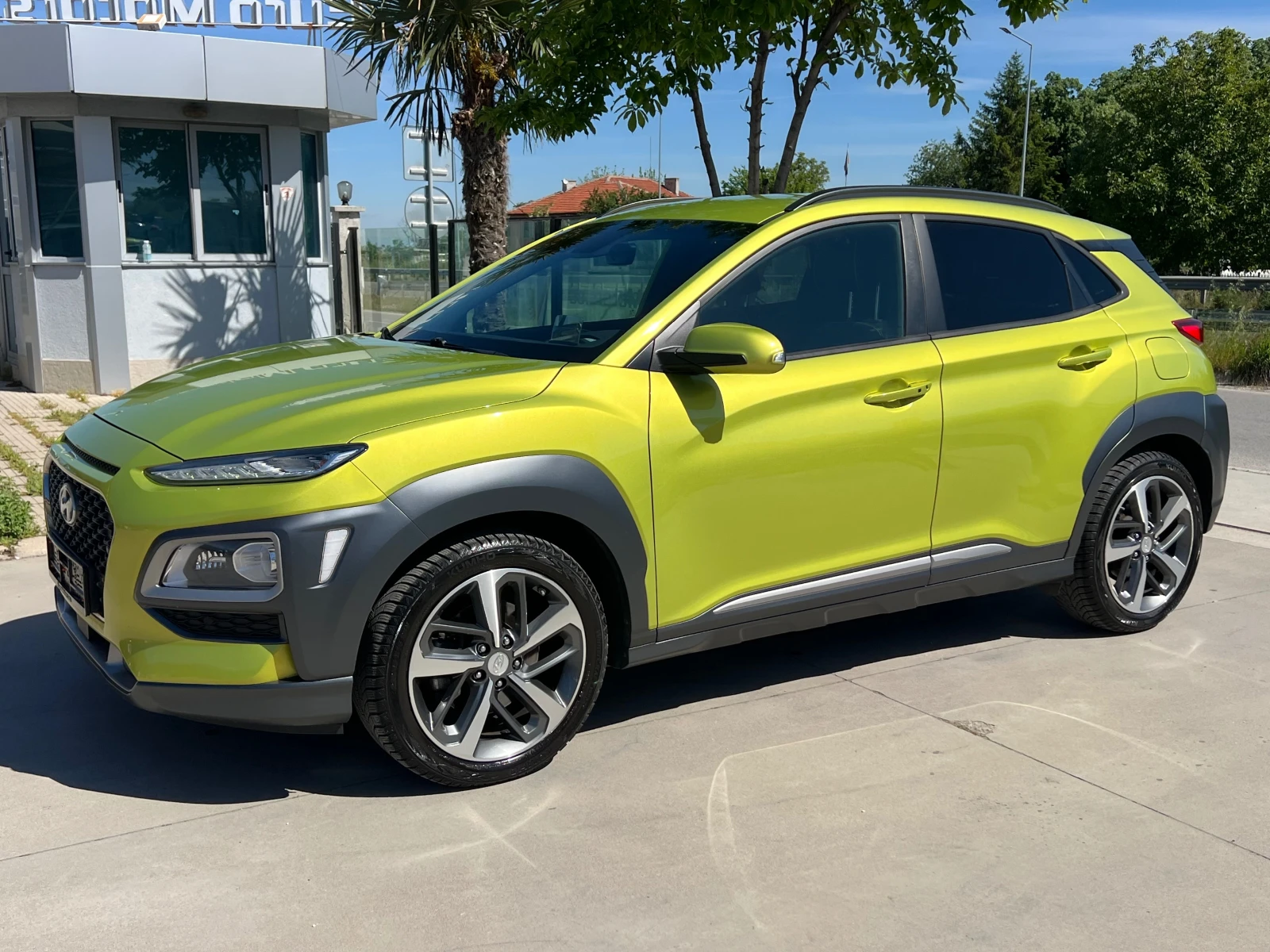 Hyundai Kona 1.6-TGDI-177ps-EXECUTIVE-ПЪЛНА СЕРВ. ИСТОРИЯ-НОВ!, снимка 7 - Автомобили и джипове - 54572043