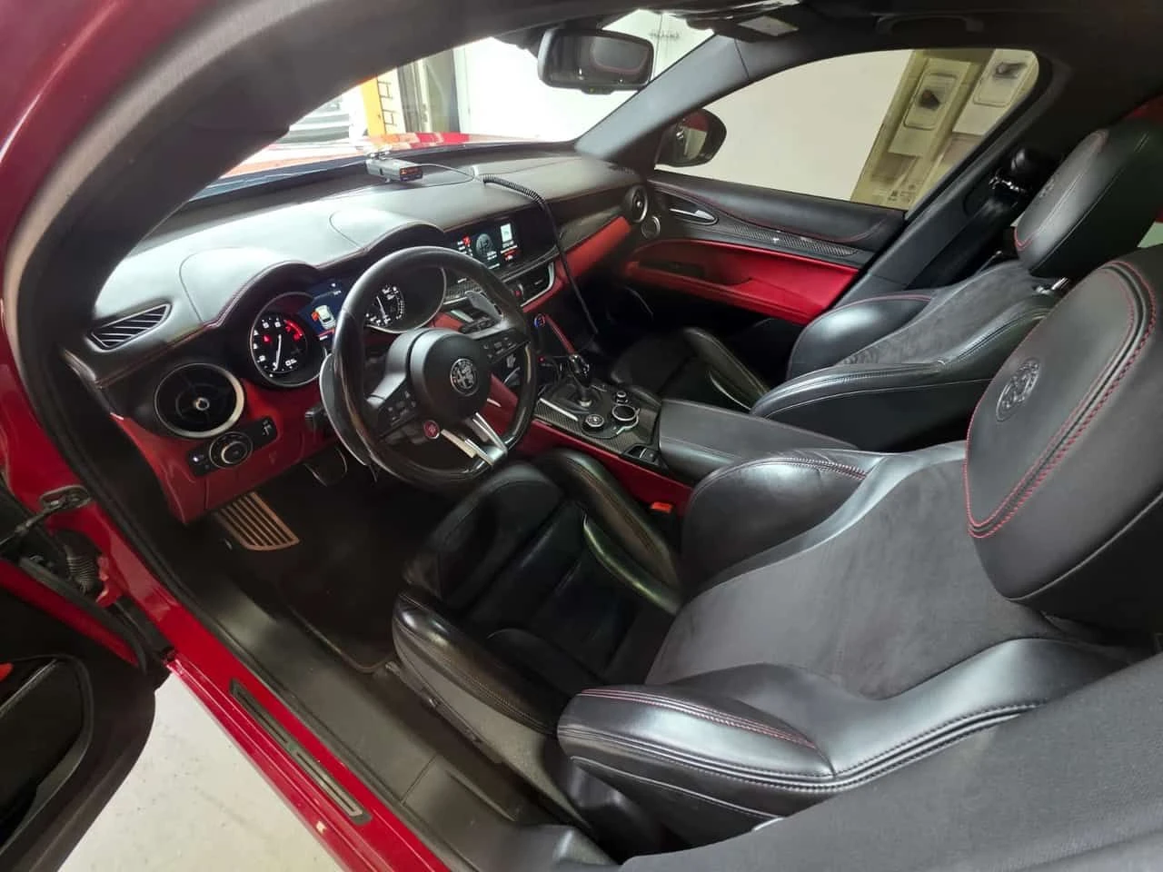 Alfa Romeo Stelvio * Quadrifoglio * CARFAX * ��� ������������ ������ | Mobile.bg � ����������� 5