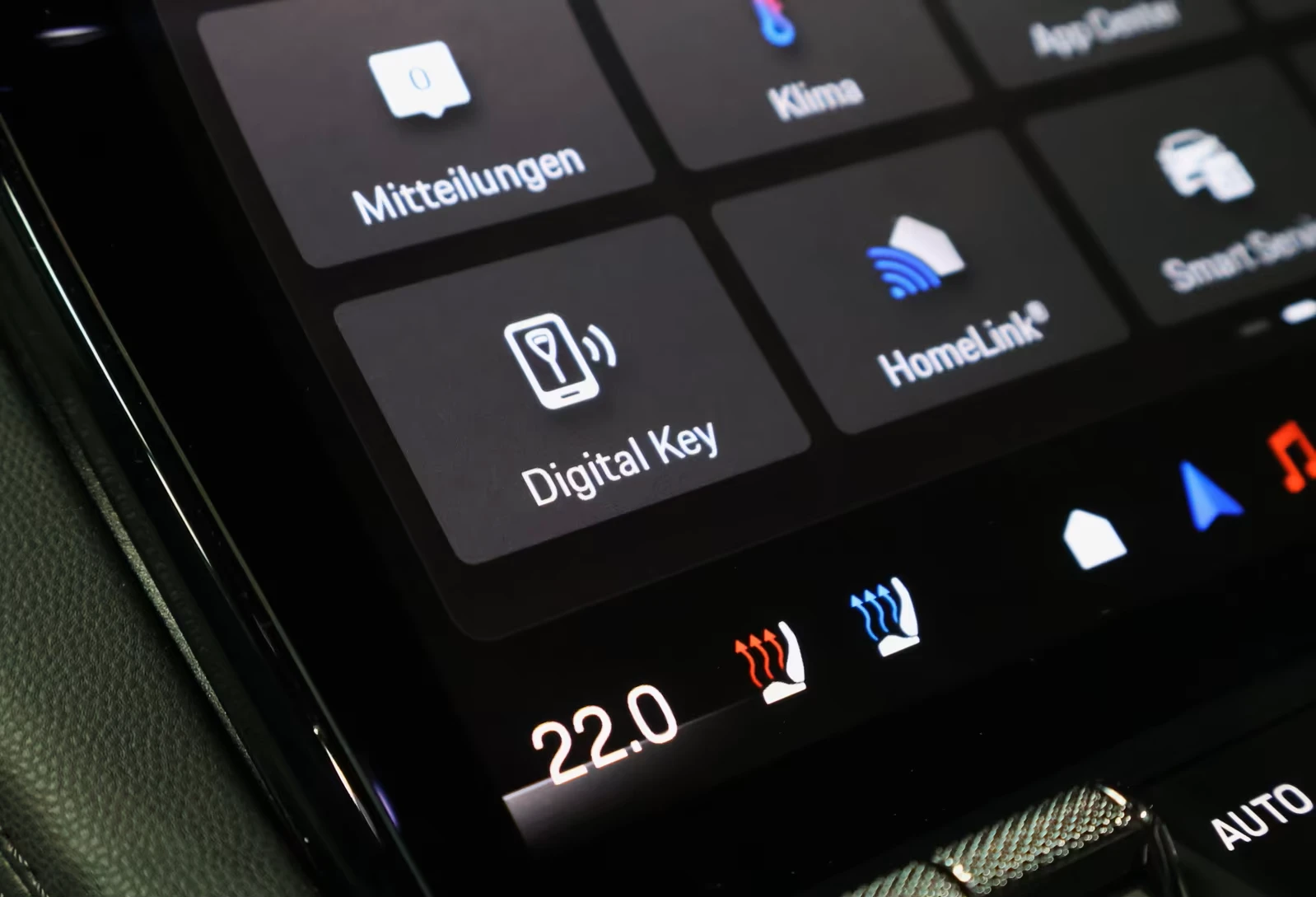 Porsche Cayenne NEW* ELECTRIC* PANO* HuD* BOSE* DISTR* MEMORY* 360, снимка 15 - Автомобили и джипове - 55570009