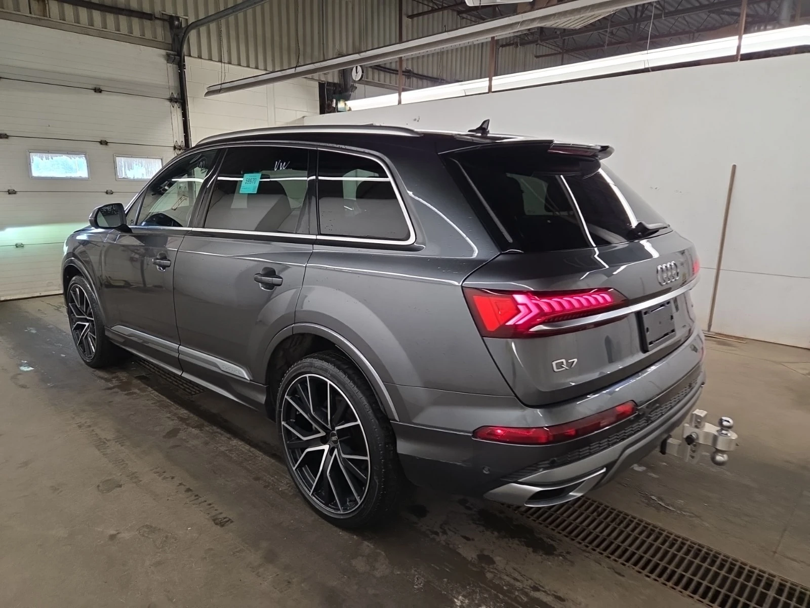 Audi Q7 * PROGRESSIV * CARFAX * Един собственик * От VW * , снимка 5 - Автомобили и джипове - 56125416