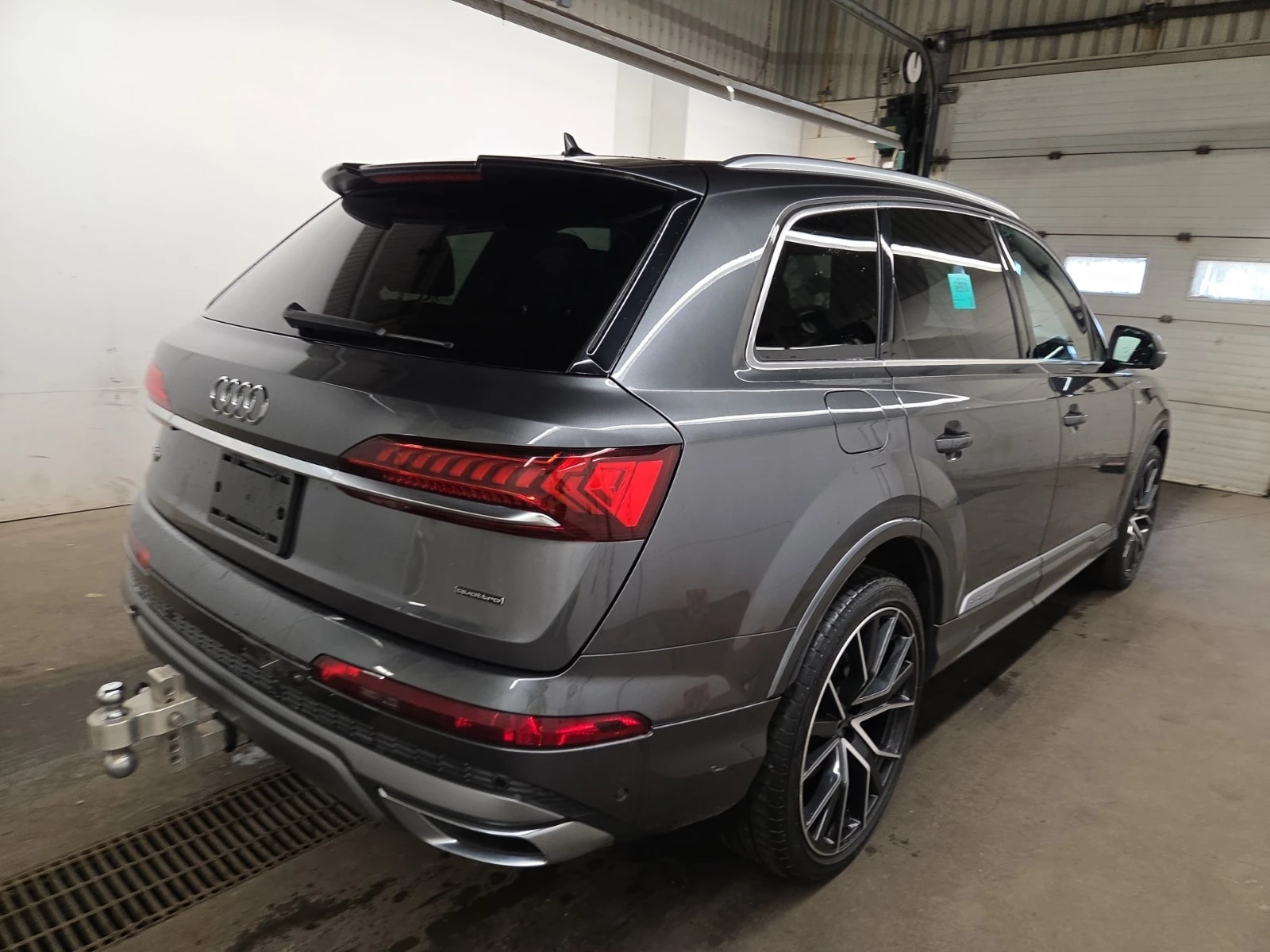 Audi Q7 * PROGRESSIV * CARFAX * Един собственик * От VW * , снимка 3 - Автомобили и джипове - 56125416