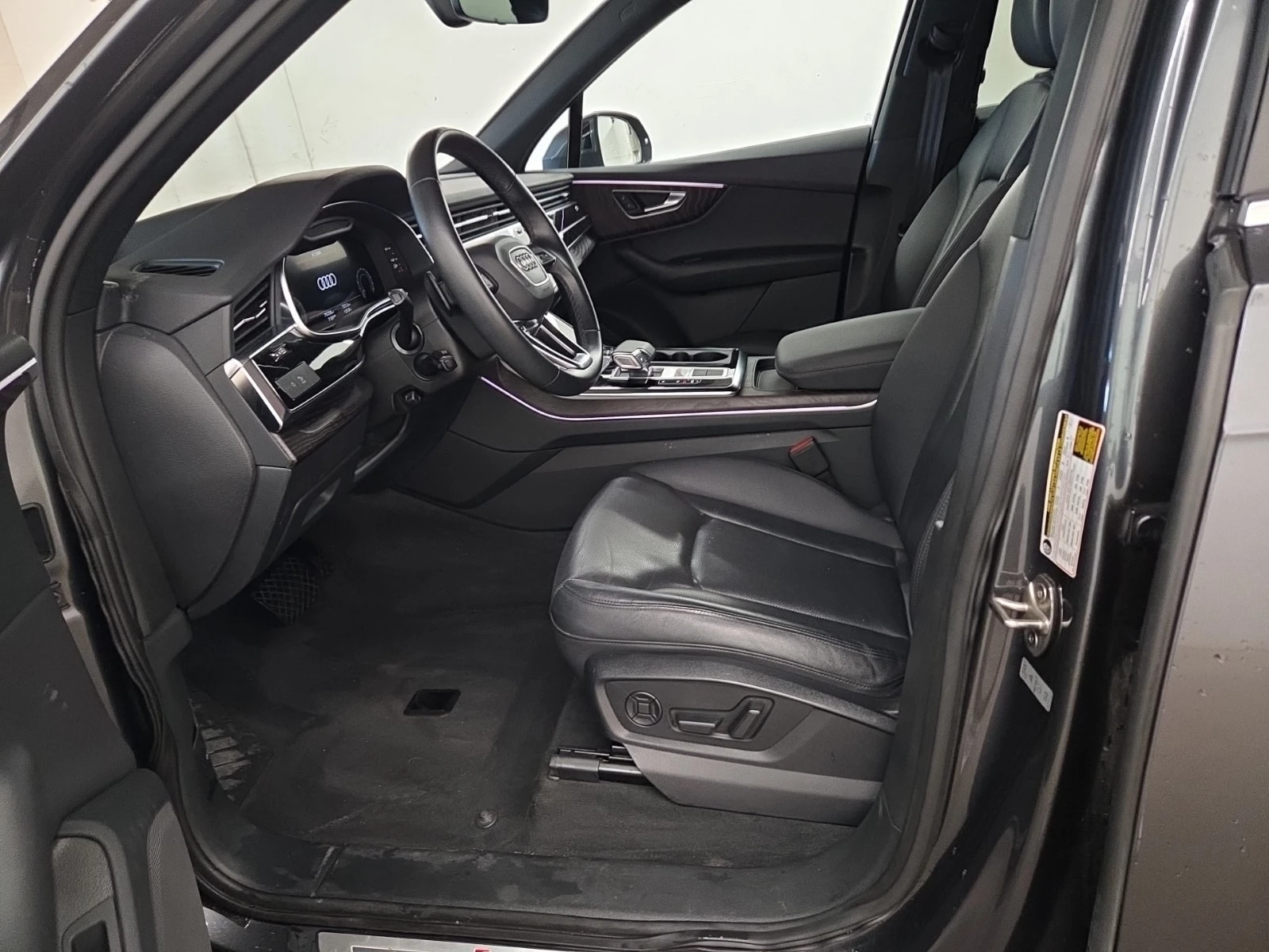 Audi Q7 * PROGRESSIV * CARFAX * Един собственик * От VW * , снимка 9 - Автомобили и джипове - 56125416