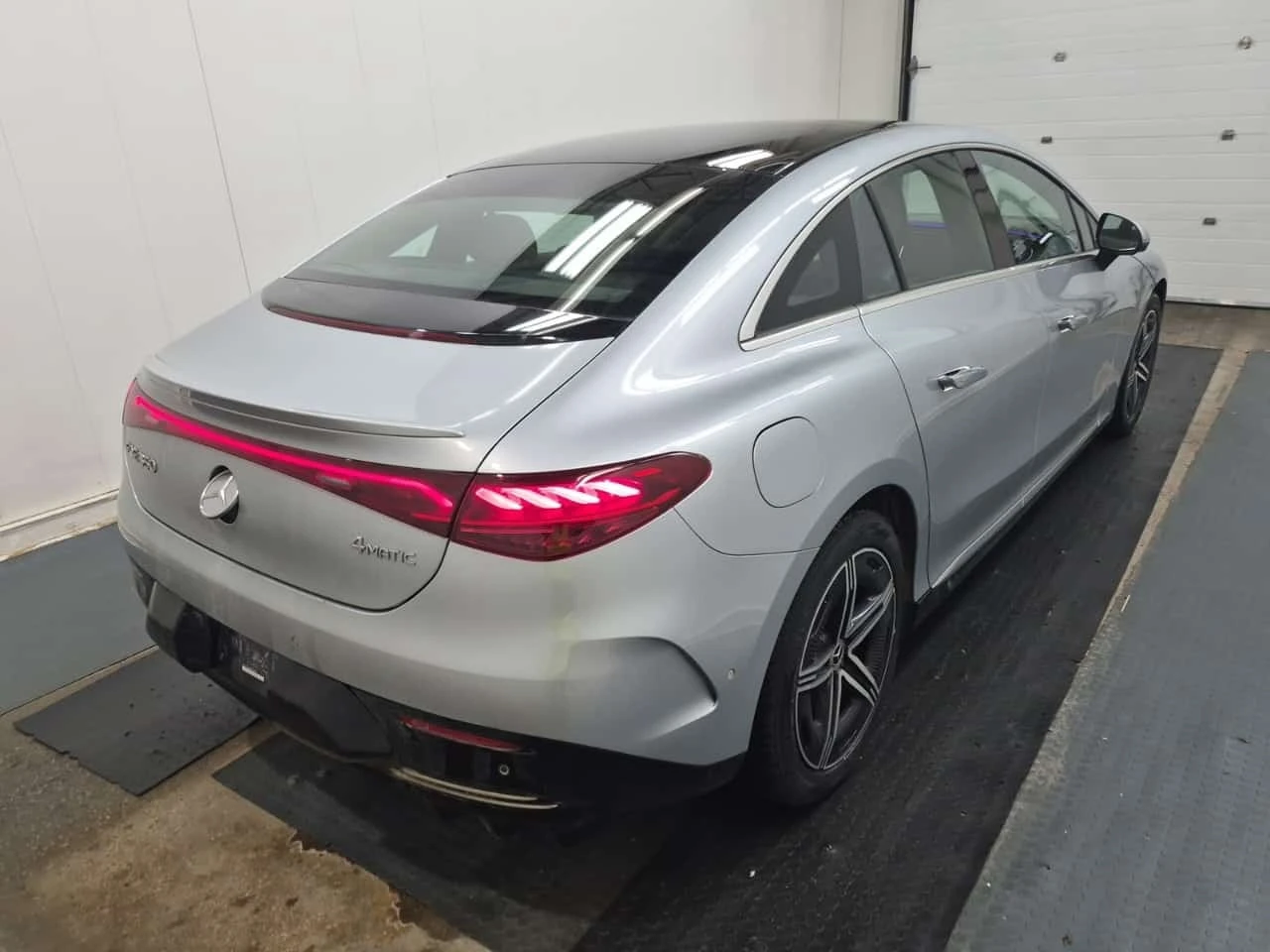 Mercedes-Benz EQE 4matic Sedan 350 * CARFAX * ����������� | Mobile.bg � ����������� 2