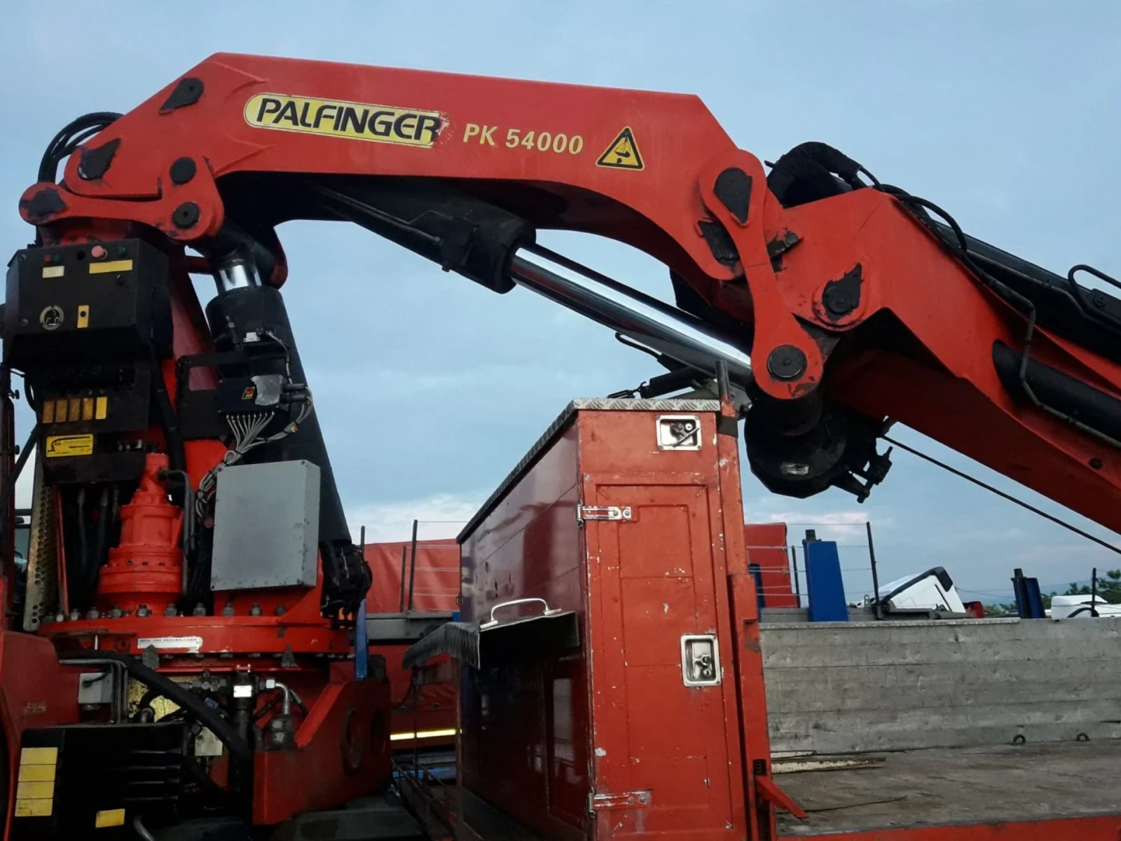 Scania 124 Kran Palfinger 54000, снимка 8 - Камиони - 55297092