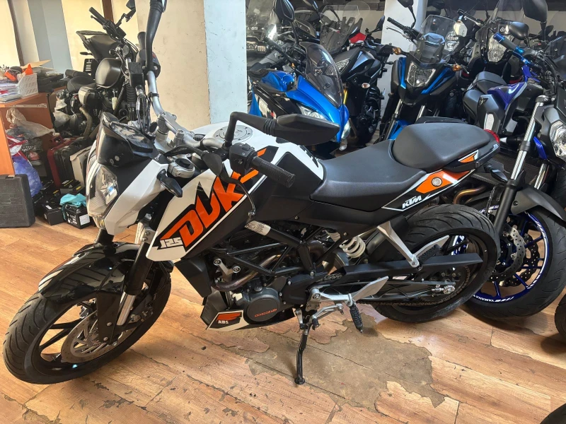 Ktm Duke 125i ABS!!! A1!!!, снимка 2 - Мотоциклети и мототехника - 48001655