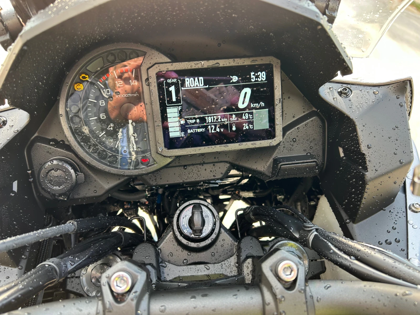 Kawasaki Versys 1100 SE - изображение 4