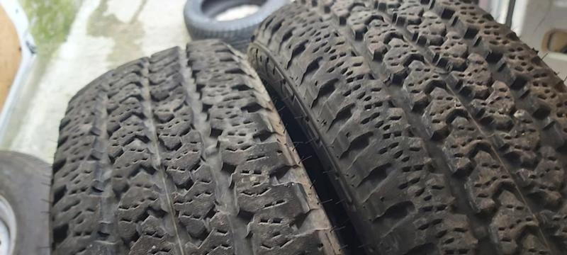 Гуми Всесезонни 225/75R16, снимка 2 - Гуми и джанти - 35148811