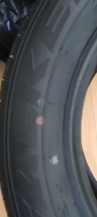 Гуми Летни 235/60R18, снимка 4 - Гуми и джанти - 54681236