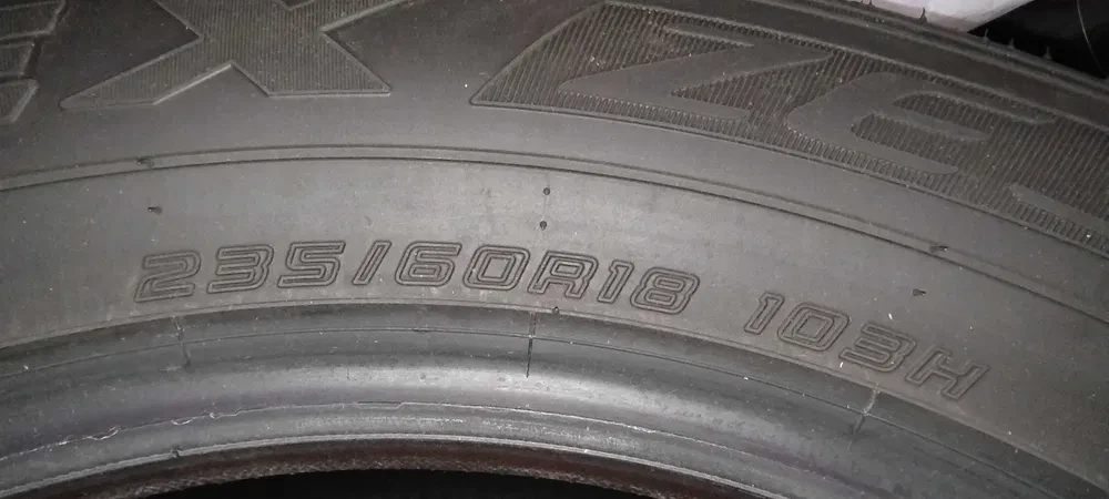 Гуми Летни 235/60R18