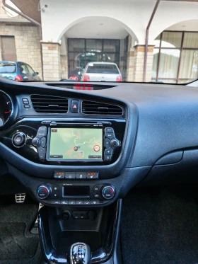 Kia Ceed Kia Ceed 1.6 GRDI 128к.с Premium , снимка 11