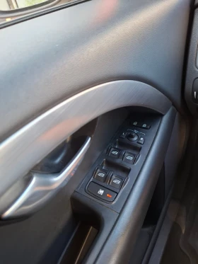 Volvo V70 2.0D PARK/NAVI/CC - 10999 лв. - 34596144 16