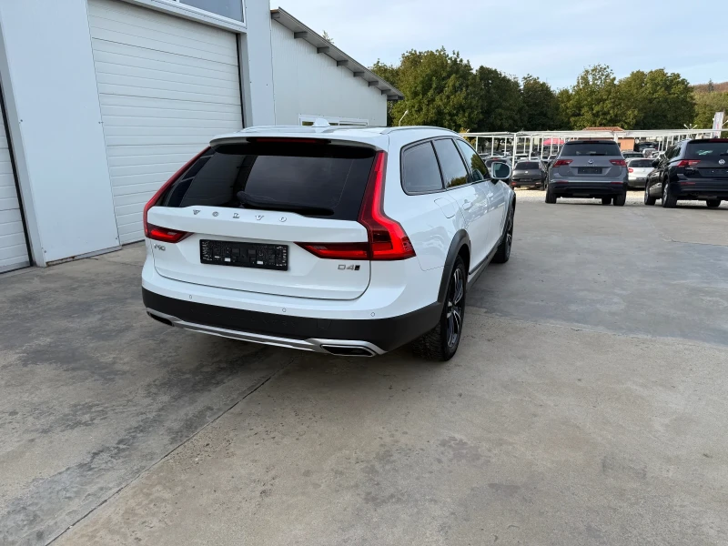 Volvo V90 Cross Country 2.0D* D4* AWD* Panorama* UNIKAT* , снимка 14 - Автомобили и джипове - 47516292