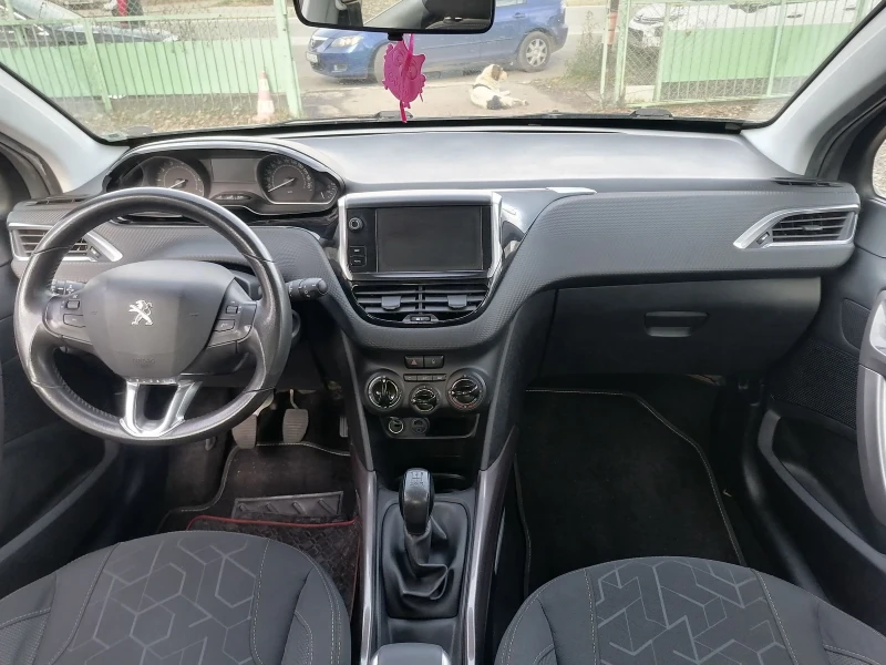 Peugeot 2008 1.2i/85kc, 2016, Евро 6, снимка 15 - Автомобили и джипове - 48024934