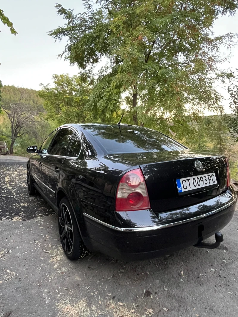 VW Passat, снимка 5 - Автомобили и джипове - 48075575