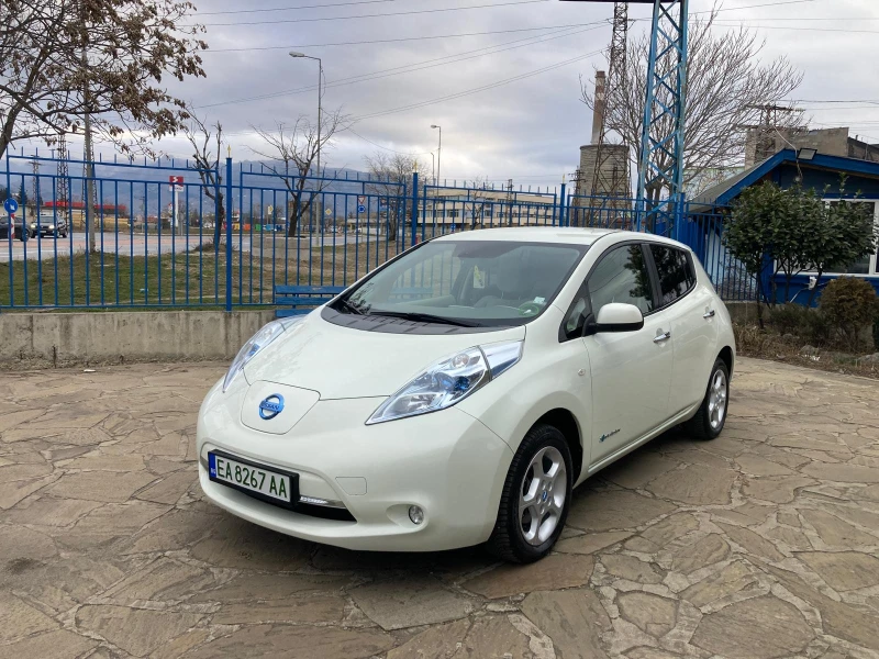 Nissan Leaf  24W КАМЕРА ПОДГРЕВ НАВИГАЦИЯ АВТОПИЛОТ, снимка 1 - Автомобили и джипове - 49060363