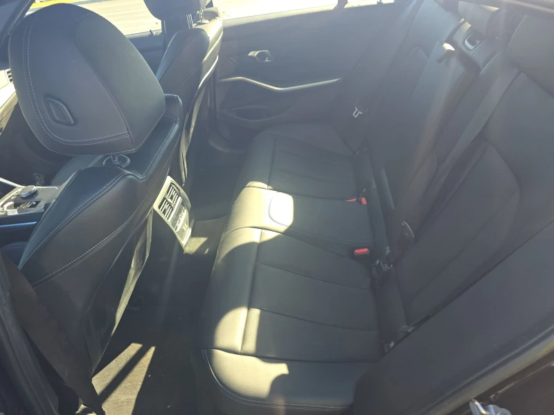 BMW 330 * Фиксирана Цена* , снимка 10 - Автомобили и джипове - 52495484