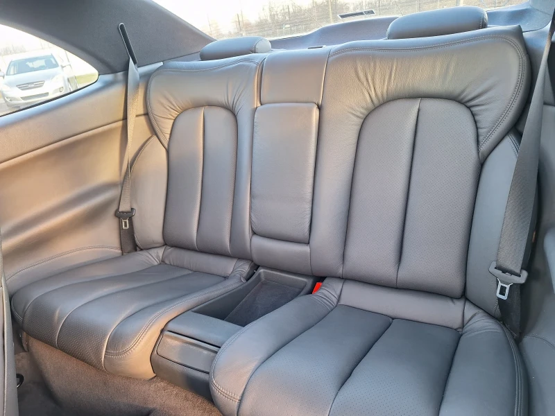 Mercedes-Benz CLK 200COMPRESOR, снимка 16 - Автомобили и джипове - 52827918