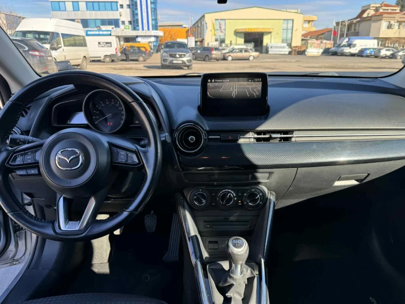 Mazda 2 1.5, снимка 8 - Автомобили и джипове - 53145007