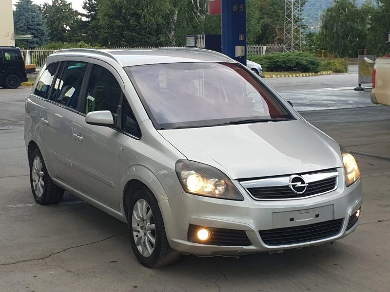 Opel Zafira B,1.6i,CNG,94 кс., снимка 2 - Автомобили и джипове - 26037499