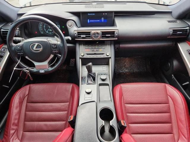 Lexus IS 300 ПОДГРЕВ* КАМЕРА* КЕЙЛЕС* LANE* ASSIST - изображение 8