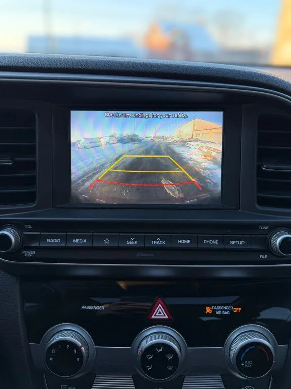 Hyundai Elantra Preferred FWD* АвтоКредит* (Цена до БГ) , снимка 14 - Автомобили и джипове - 53952846