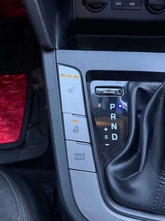 Hyundai Elantra Preferred FWD* АвтоКредит* (Цена до БГ) , снимка 12 - Автомобили и джипове - 53952846