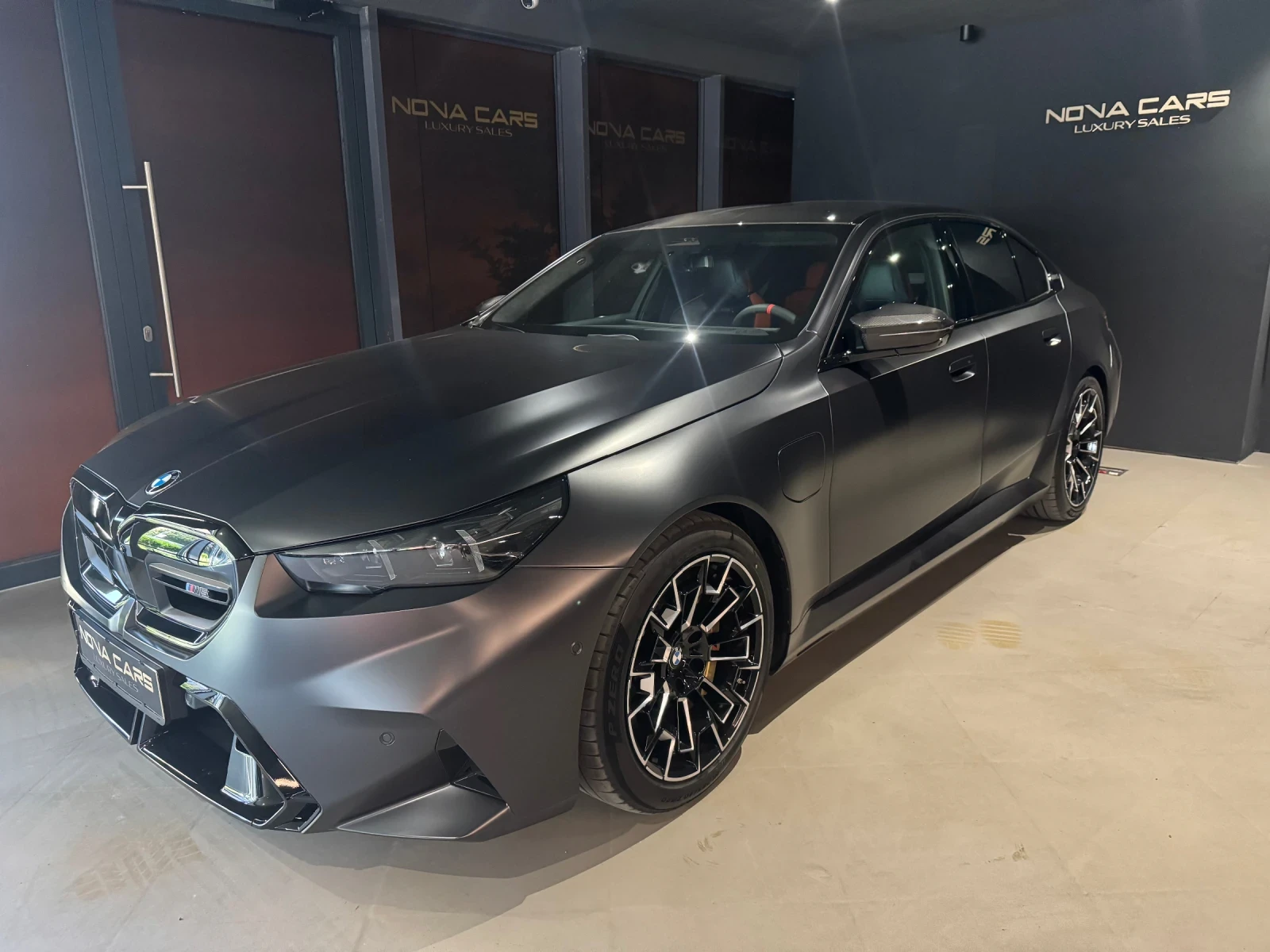 BMW M5, снимка 1