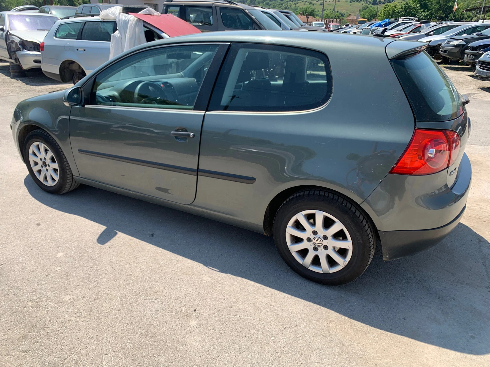 VW Golf 1.6 fsi - изображение 6