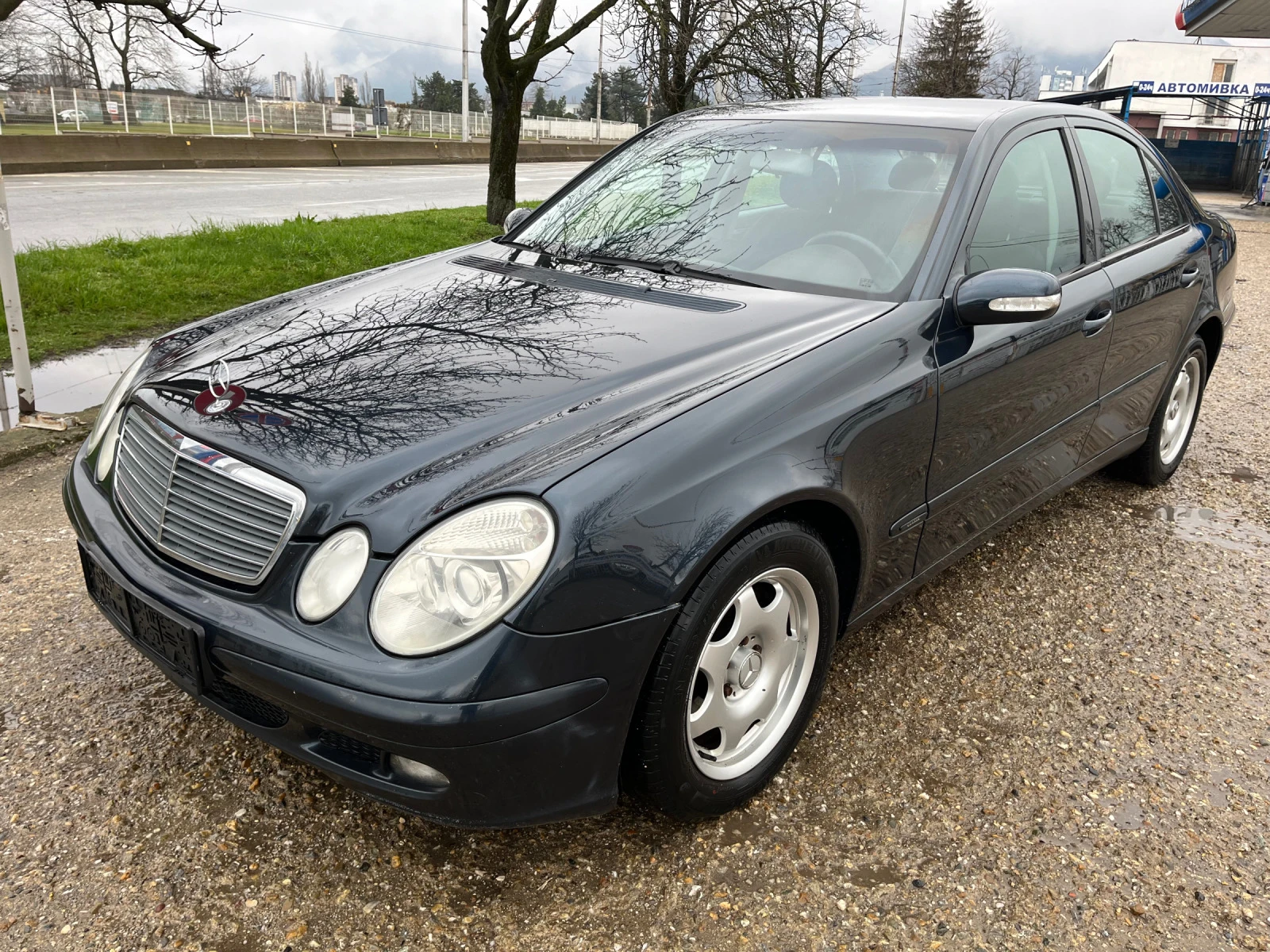 Mercedes-Benz E 200 2.2CDI - [1] 