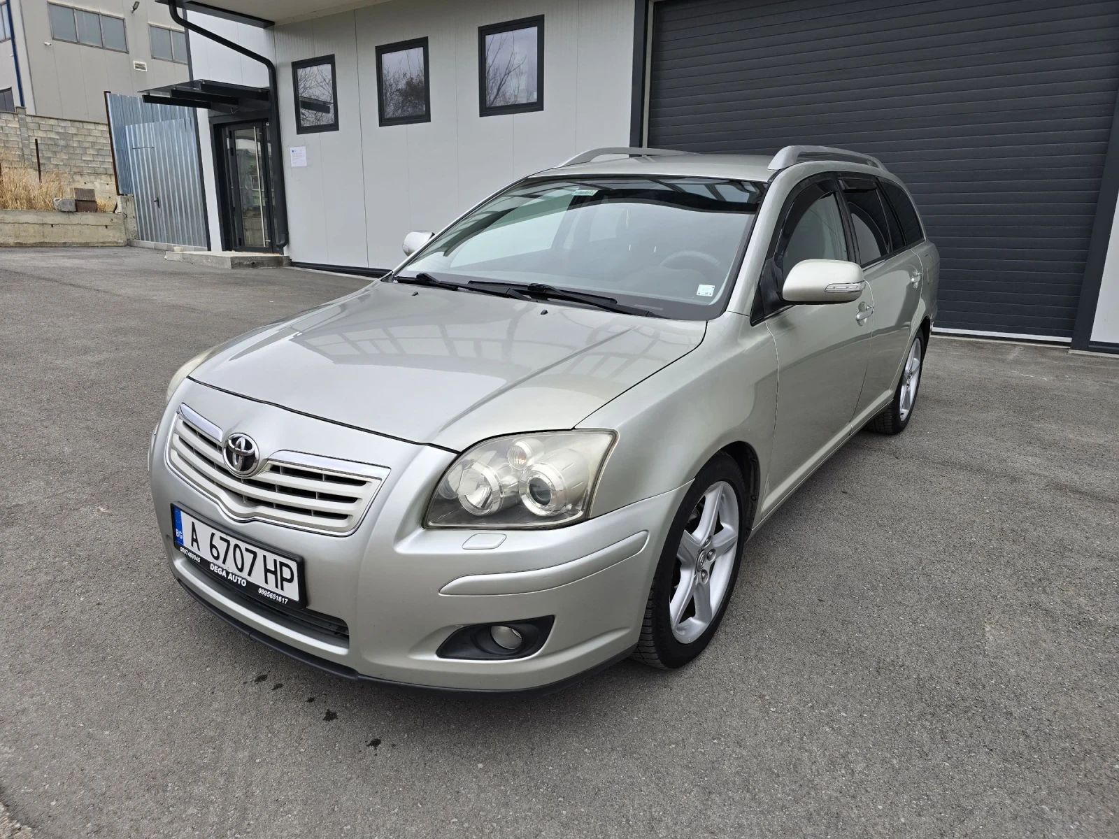 Toyota Avensis 2.2d-4d 150k.c. - изображение 2