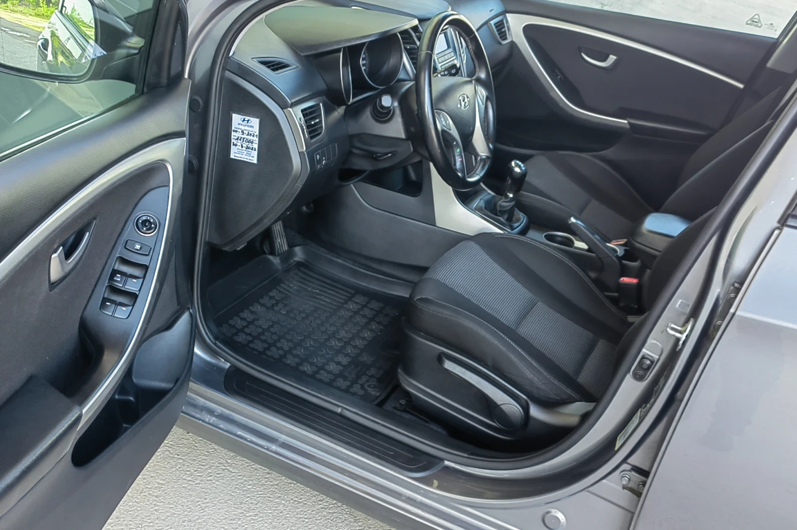 Hyundai I30 1.6 CRDI 110коня evro5b - изображение 9