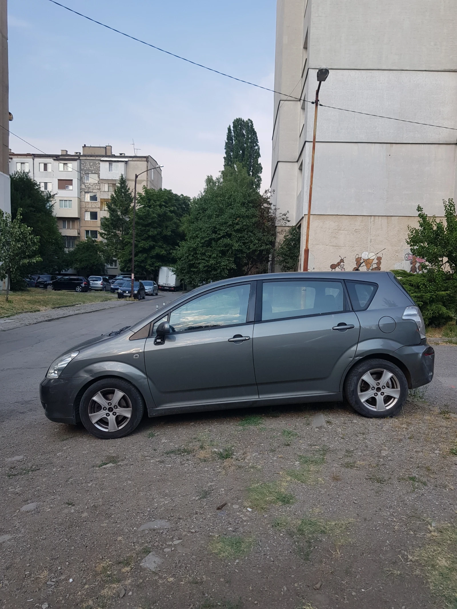 Toyota Corolla verso  - изображение 2
