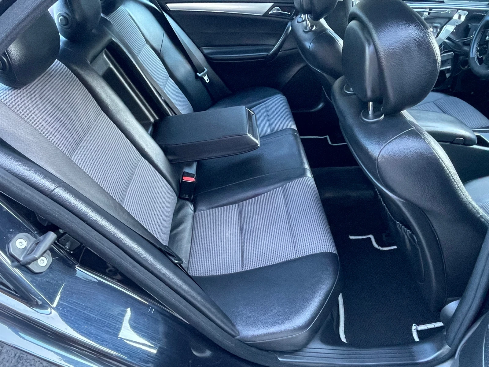 Mercedes-Benz C 320 CDI FACE AMG - изображение 6