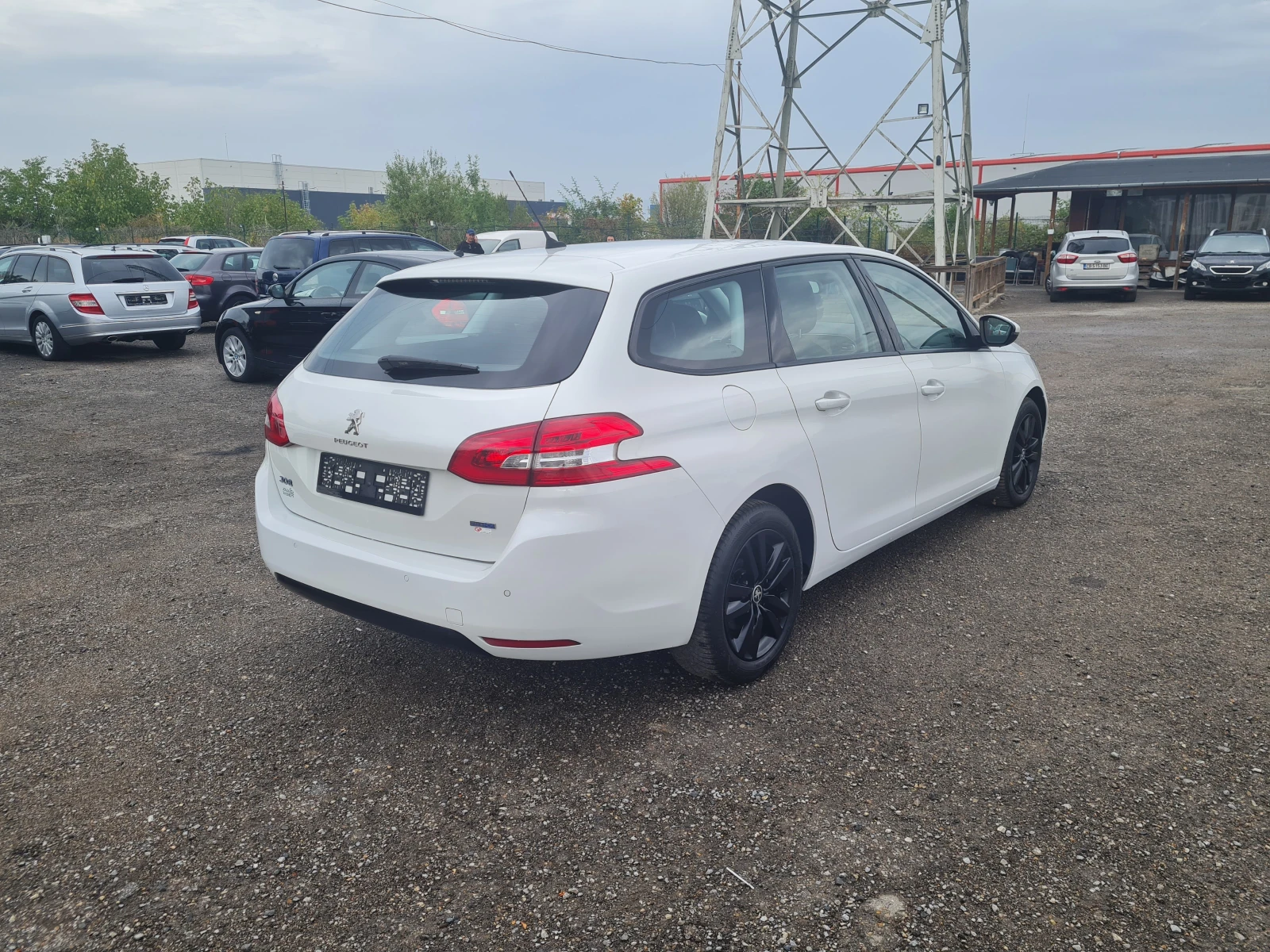 Peugeot 308 1.6HDI НАВИГАЦИЯ- ПЕРФЕКТНО - изображение 4