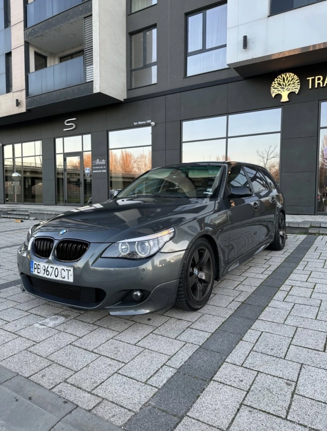 BMW 530 2.0/184k.s/X-drive-Facelift-barter - изображение 2
