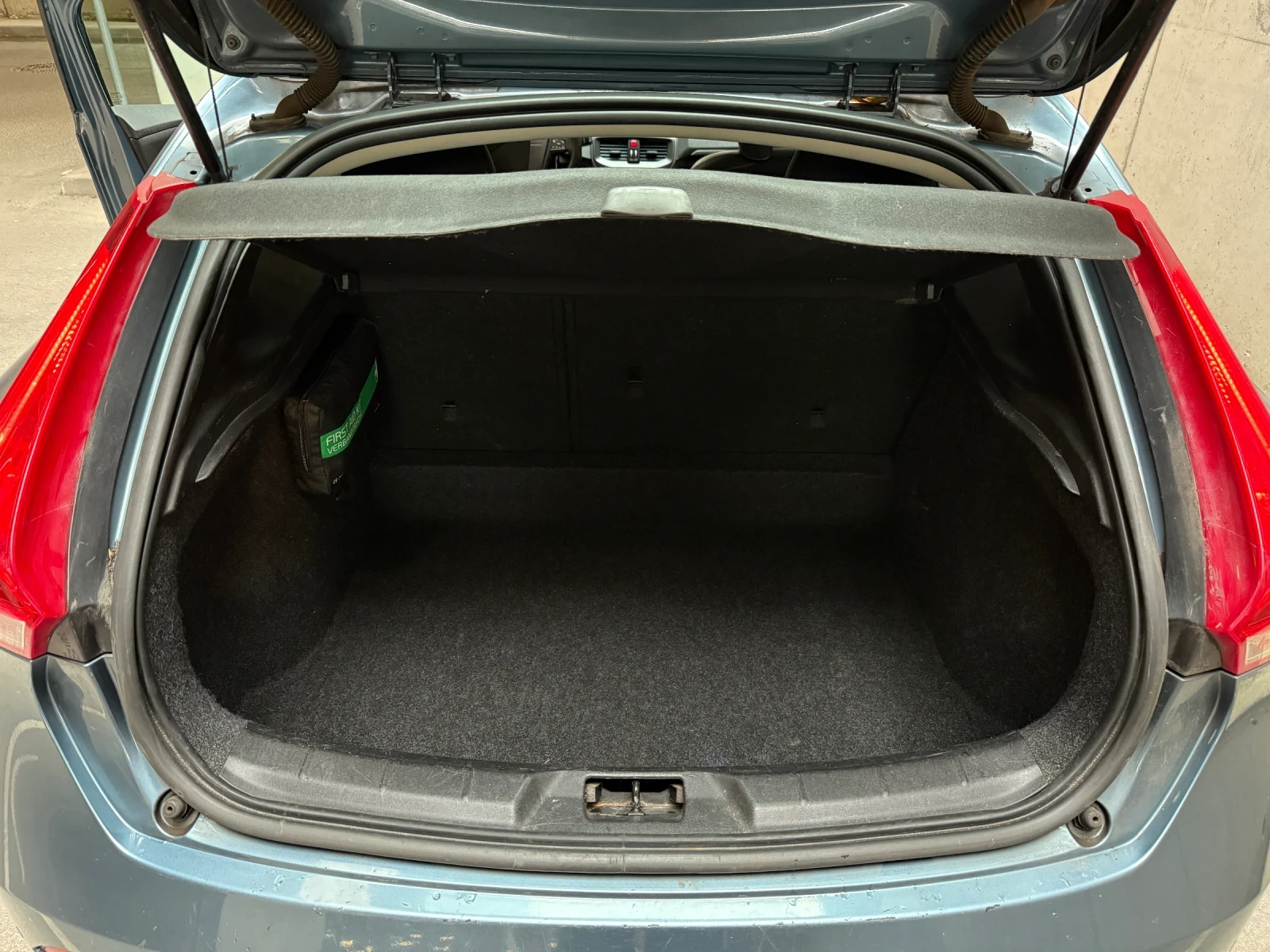 Volvo V40 ��� ���� ������ | Mobile.bg � ����������� 16