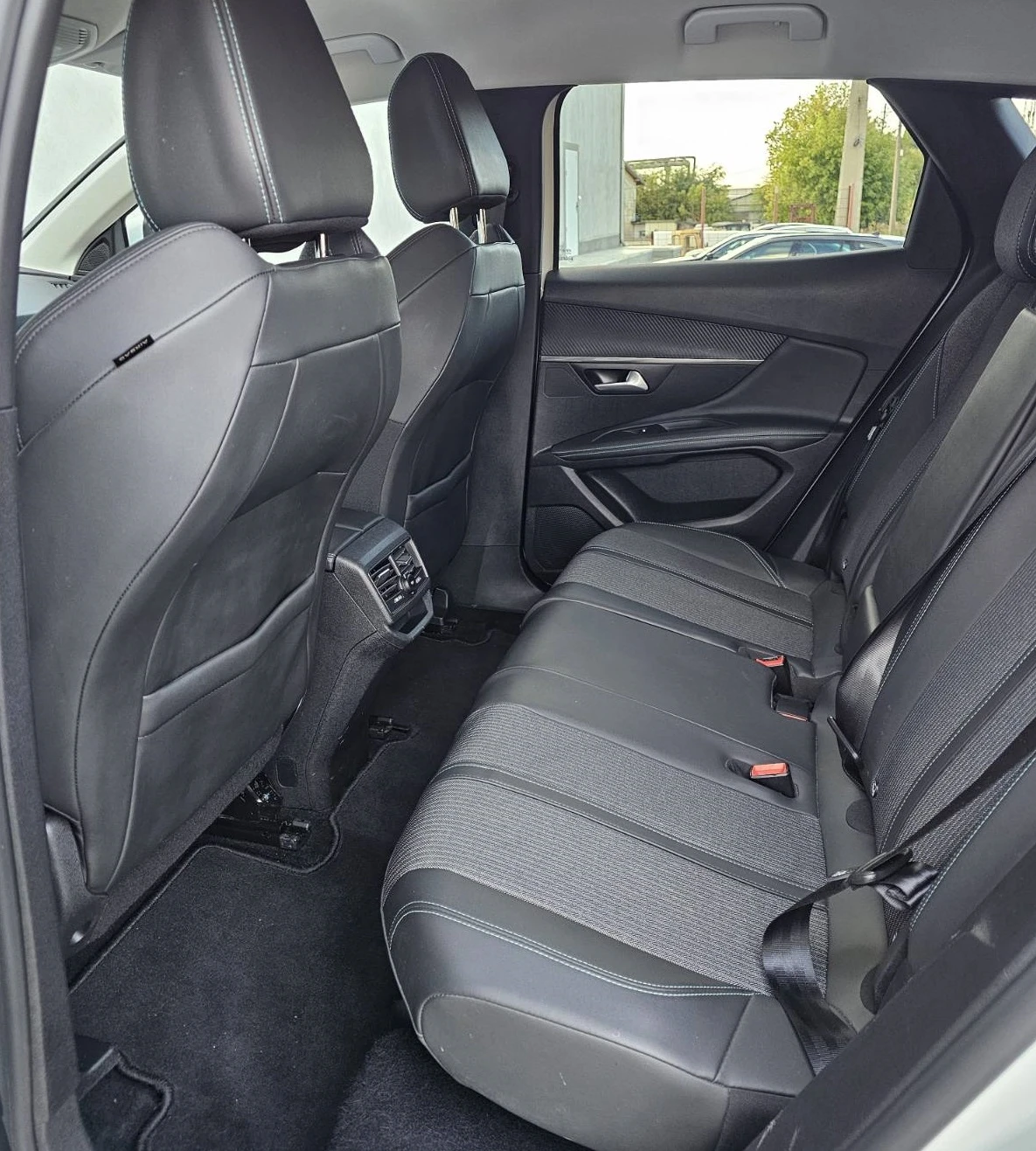 Peugeot 3008 1.5 HDI EAT8 ALLURE | Mobile.bg � ����������� 7